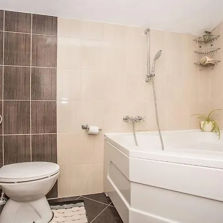 아파트 Apartament Pantan 트로기르